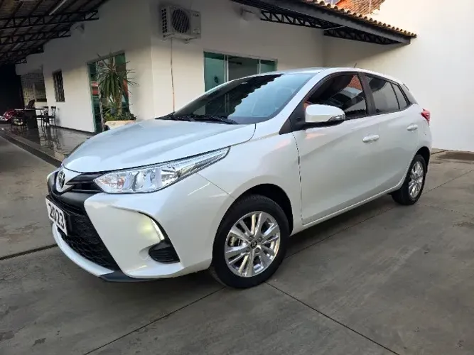 Toyota Yaris XL 1.5 Flex 16V 5P Aut. 2023