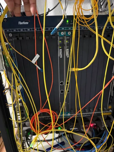 OLT FIBERHOME 17 SLOTS - PRONTA ENTREGA 