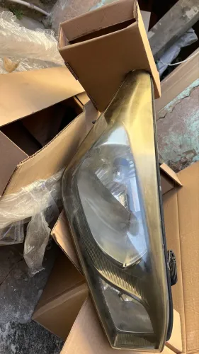 Vendo Farol máscara negra original do hb20