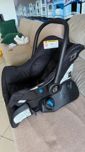 Bebê conforto Galzerano c/ base para carro