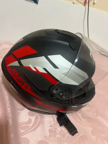 Capacete
