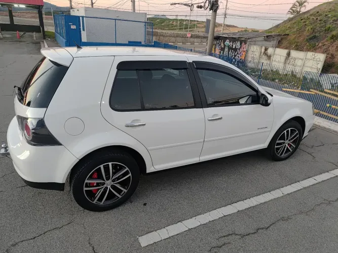 Volkswagen Golf Sportline 1.6 MI Total Flex 8V 4P 2014
