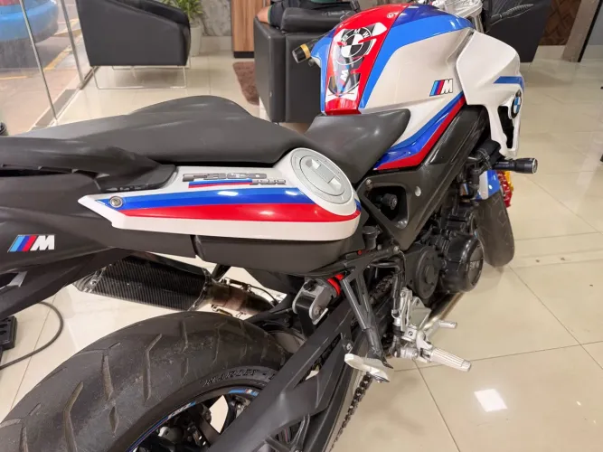 BMW F800r única no Brasil 