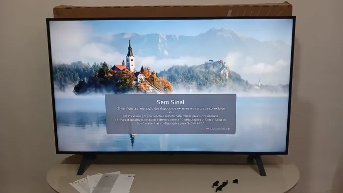 Smart TV 50 LG Nanocell 4K. TV construída em metal. Perfeita. Zero arranhão e poeira.