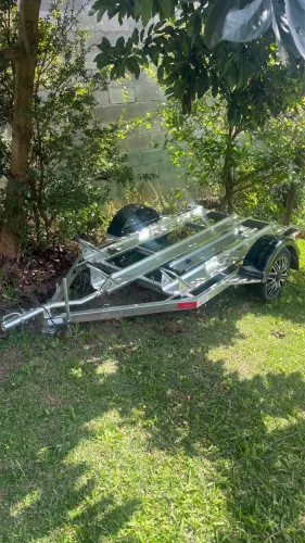 Carretinha nova usada apenas uma vez tem que emplacar