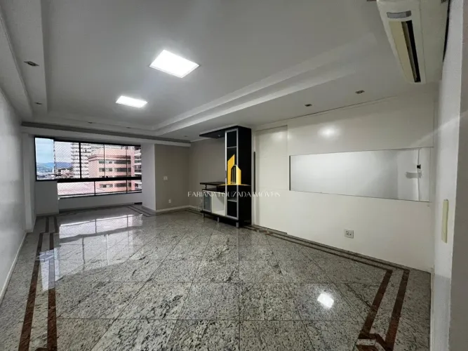 Aluga-se apartamento 03 quartos com 02 suítes na Praia da Costa