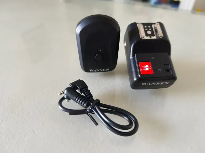 Radio Flash Pt-04gy 4 Canais Pt04 Universal Nikon Canon Wifi