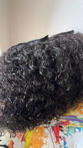 Cabelo cacheado brasileiro, natural