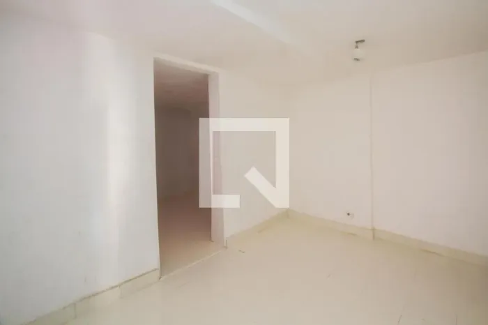 Casa à Venda - Jardim Sao Luis, 1 Quarto, 250 m2