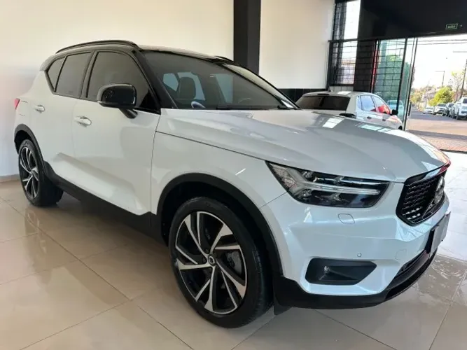 Volvo XC40 XC 40 T-5 Híbrido R-design 1.5 262cv FWD 2021