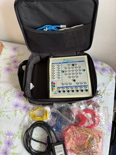 VENDO ELETROENCEFALÓGRAFO iBLUE 52 - OPORTUNIDADE IMPERDÍVEL