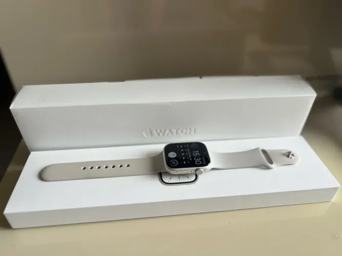 Apple Watch SERIES 7 Starlight 45mm