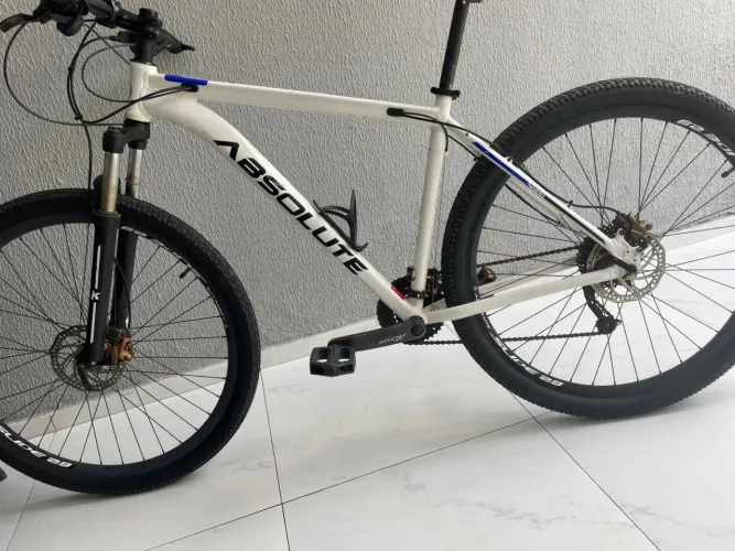 Vendo bike Absolute em ótimo estado