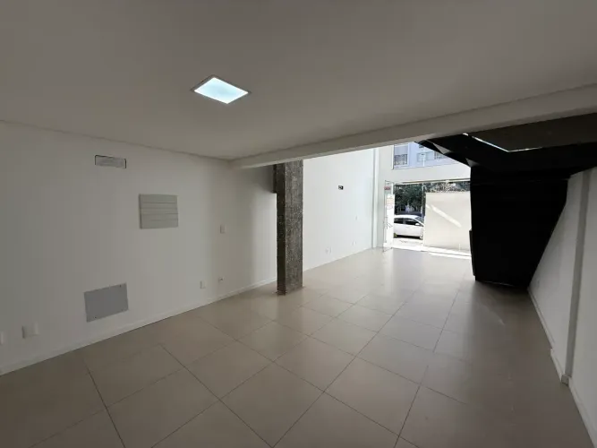 Imóvel para aluguel tem 67 metros quadrados em Jurerê - Florianópolis - SC