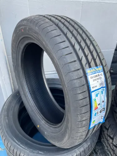 Pneus Novos Maxtrek 205/55 Aro 17