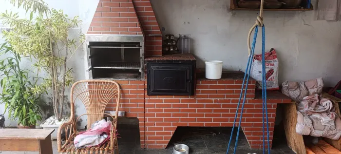 Churrasqueira forno e fogão a lenha