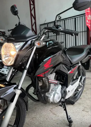 Moto Honda FAN 2020 PRETA