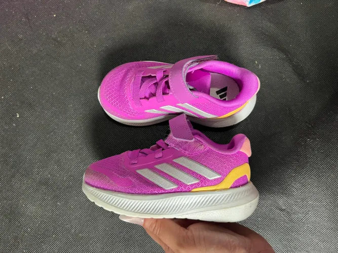 Tenis Adidas infantil