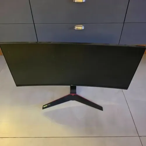 Monitor LG UltraWide 34" Curvo 144Hz - Tela Quebrada / Para Peças