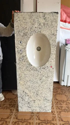 Bancada de Granito 1,50m com Cuba - Retirada de Apartamento Novo