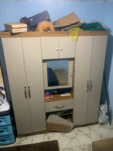 Guarda roupa casal oportunidade