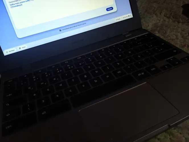 Chromebook pra retirar peças