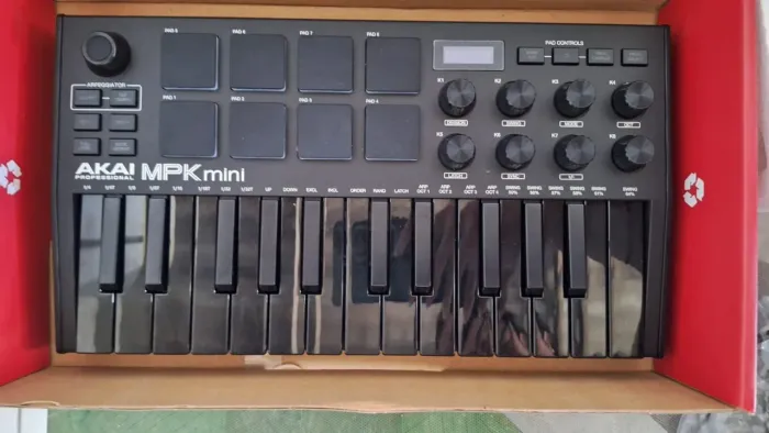 MPK mini MK3 akai