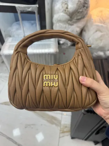 Bolsa inspiração italiana miu miu marrom claro