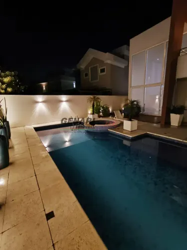 Sobrado à venda com 3 Suítes em Condomínio Residencial Maison Du Parc em Indaiatuba - SP