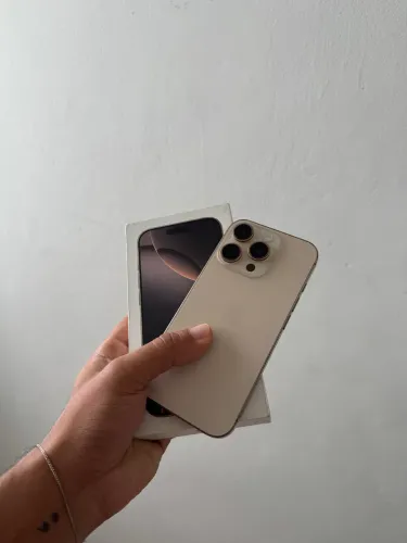 IPHONE 16 PRO 256GB SEMINOVO