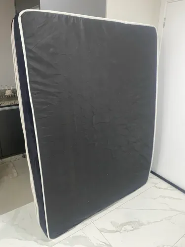 Colchão usado