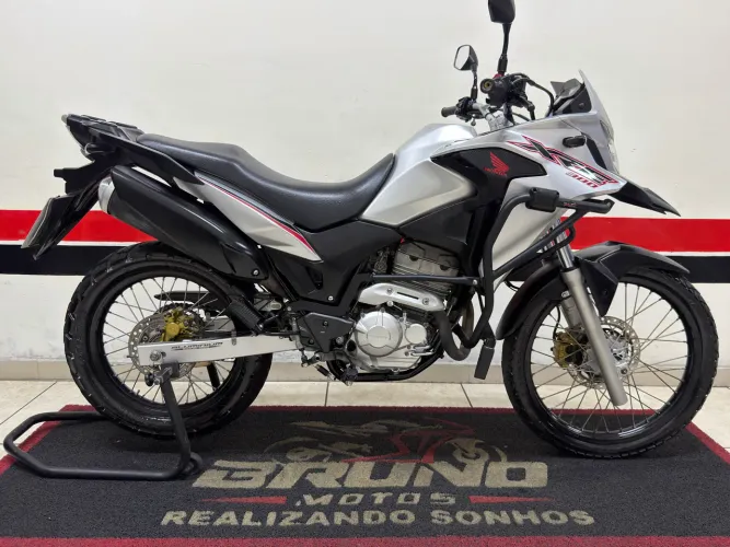 XRE 300 ABS 2021  MUITO NOVA  (DIVIDO 24x NO CARTÃO)