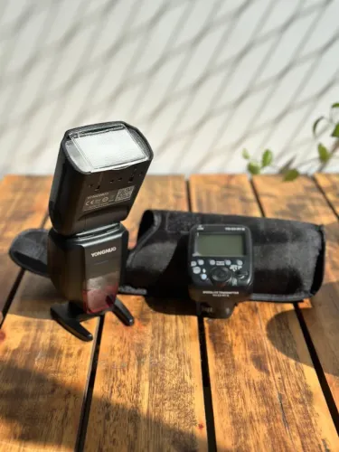 Kit Speedlite YONGNUO YN600EX-RT II + Rádio transmissor YN-E3-RT II