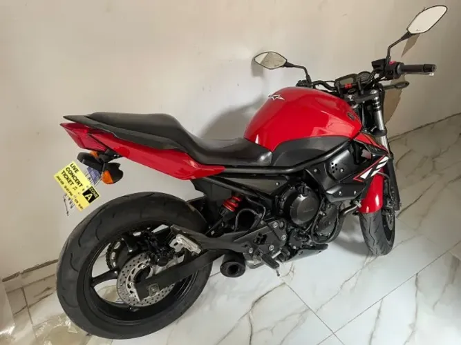 Yamaha XJ6 2012 impecável