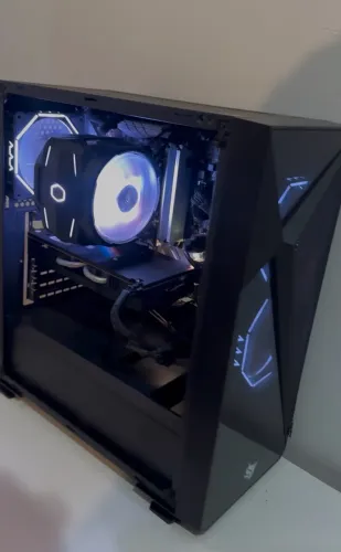 Pc gamer ryzen 7 5700x + periféricos