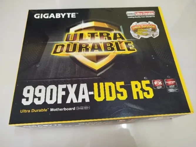 Raridade Placa-Mãe Gigabyte 990FXA-UD5 R5