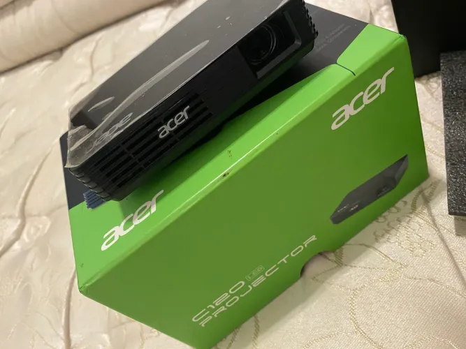 Projetor Acer C120 