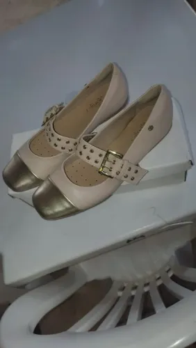 Venda de uma sapatilha
