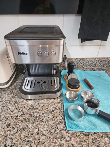 Kit máquina de espresso Philco 20 bar + acessórios
