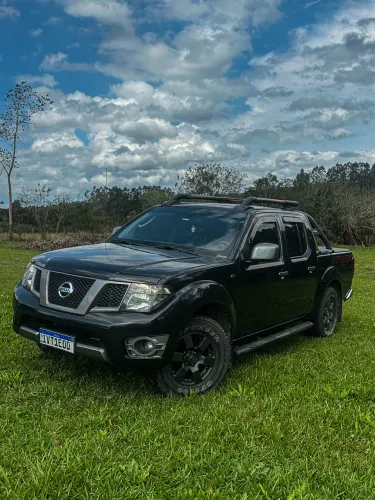 Nissan Frontier SV At.cd 4X4 2.5 TB Diesel Mec. 2014