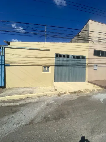 Casa para locação na Quadra 12, Conjunto C,Sobradinho/DF.