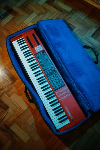 Teclado Nord Electro 3 SW73 + Soft Case + Pedal de Sustain + Fonte Original