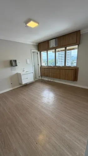 Sala Comercial - Vila Adyana - Liberal Center - m².