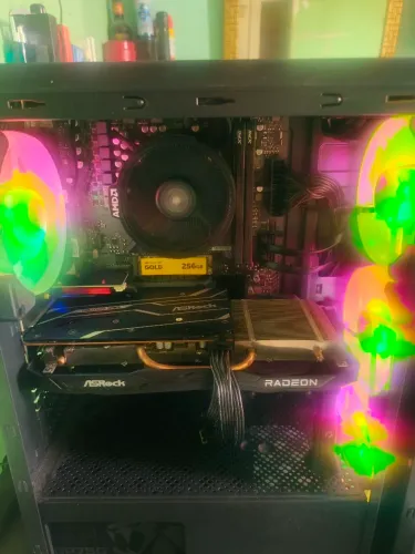 Placa de vídeo nova!com Garantia(2027), venda ou troca