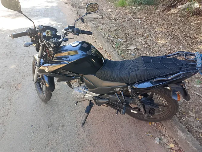 Vendo essa Fazer 150