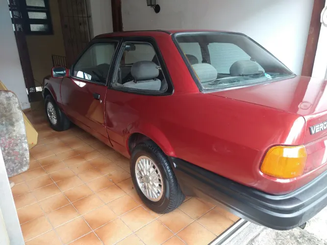 Ford Verona GLX 1.8 (modelo Antigo) 1990