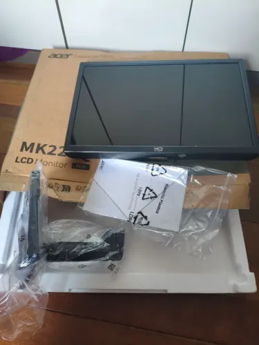 Monitor LCD Full HD