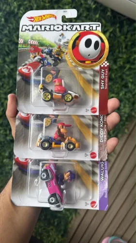 Hot Wheels Mario Kart - Miniaturas