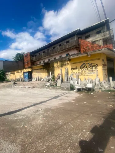 Terreno com ponto comercial
