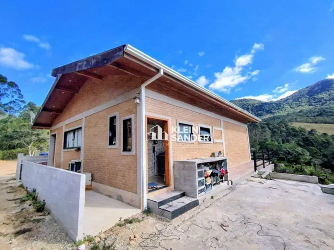 Casa com 3 dormitórios à venda, 172 m² por R$ 745.000,00 - Cardinot - Nova Friburgo/RJ